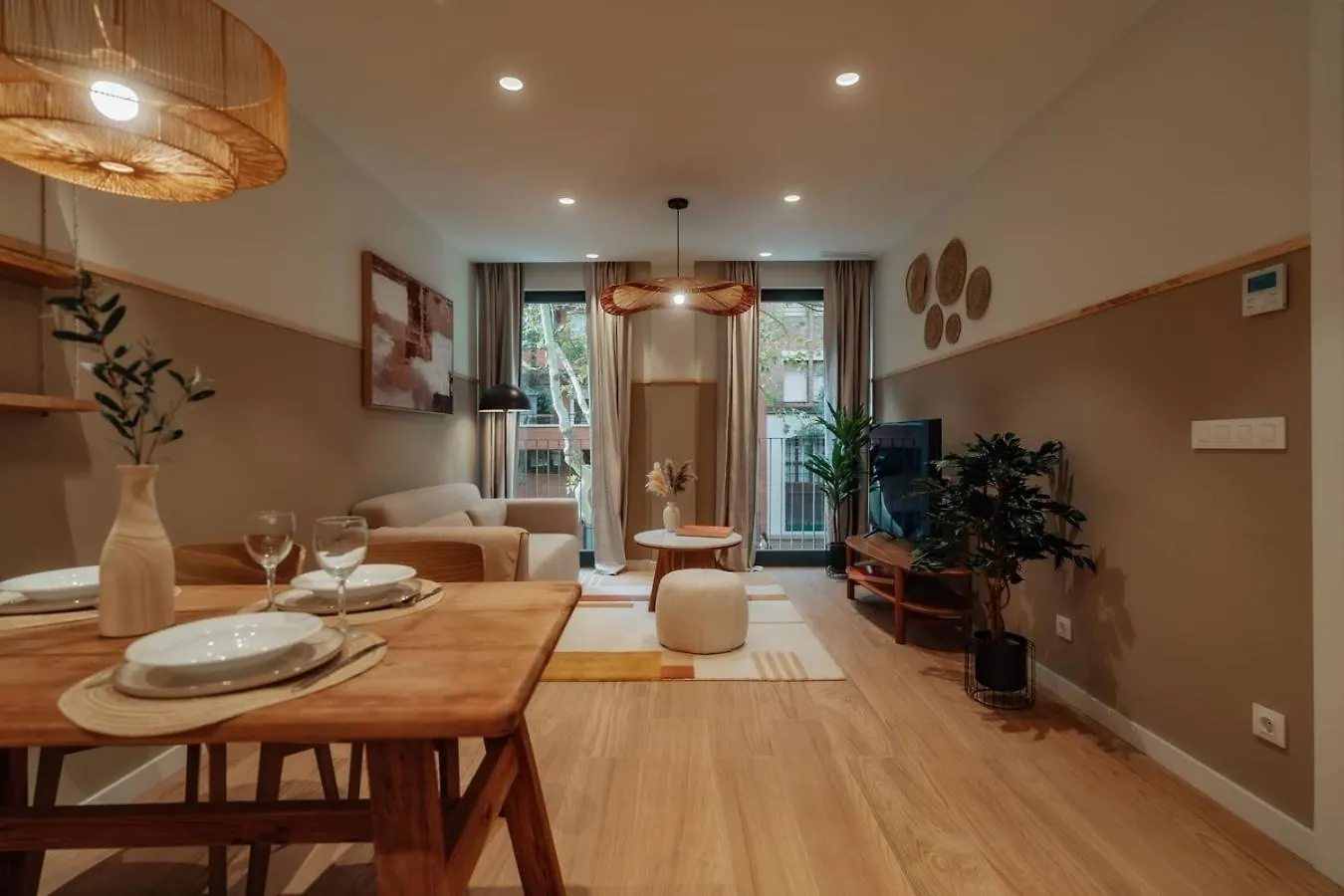 Casa Carlit - 1 Bedroom Apartment Near Plaza Tetuan برشلونة إسبانيا