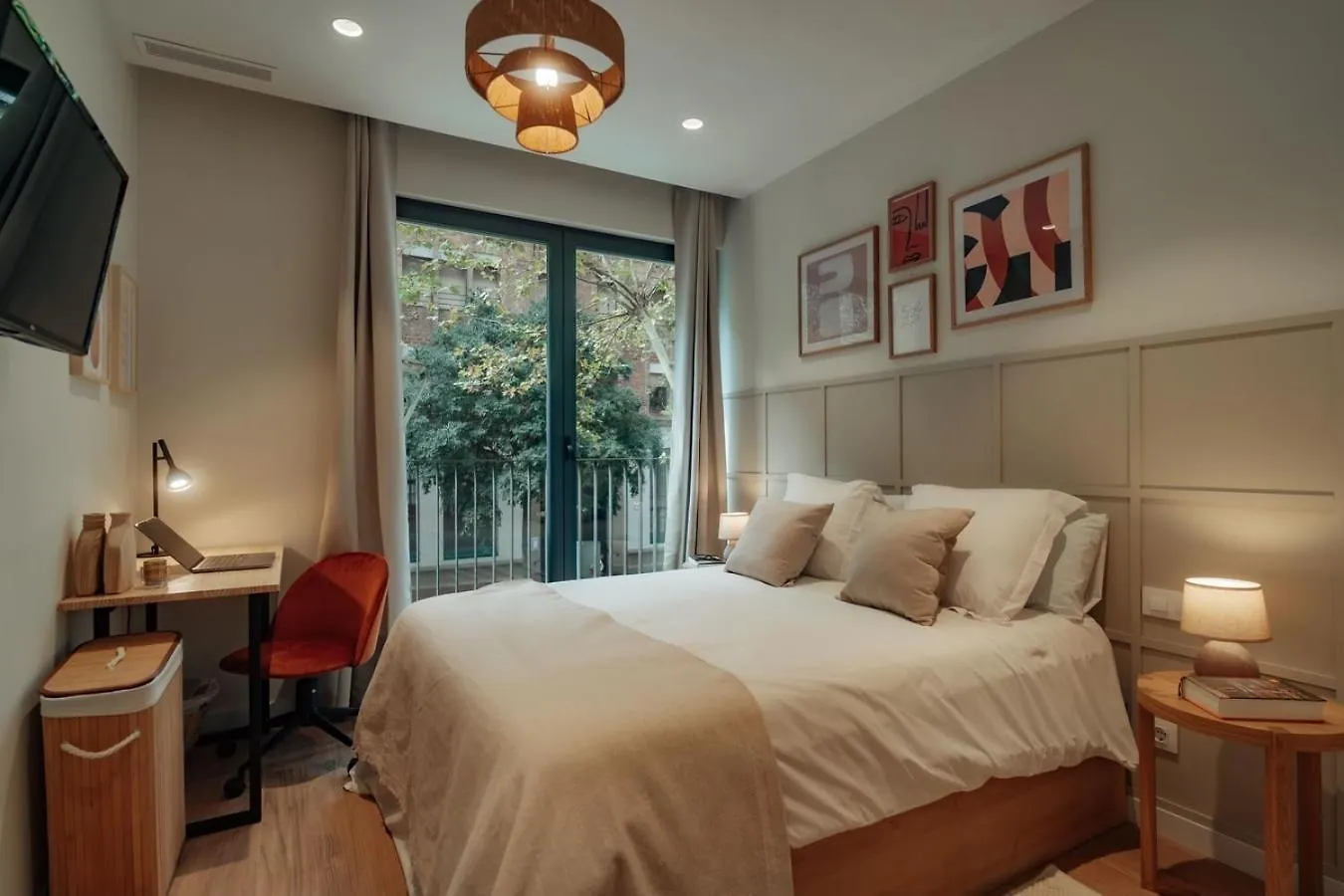 Casa Carlit - 1 Bedroom Apartment Near Plaza Tetuan Barcelona Spain