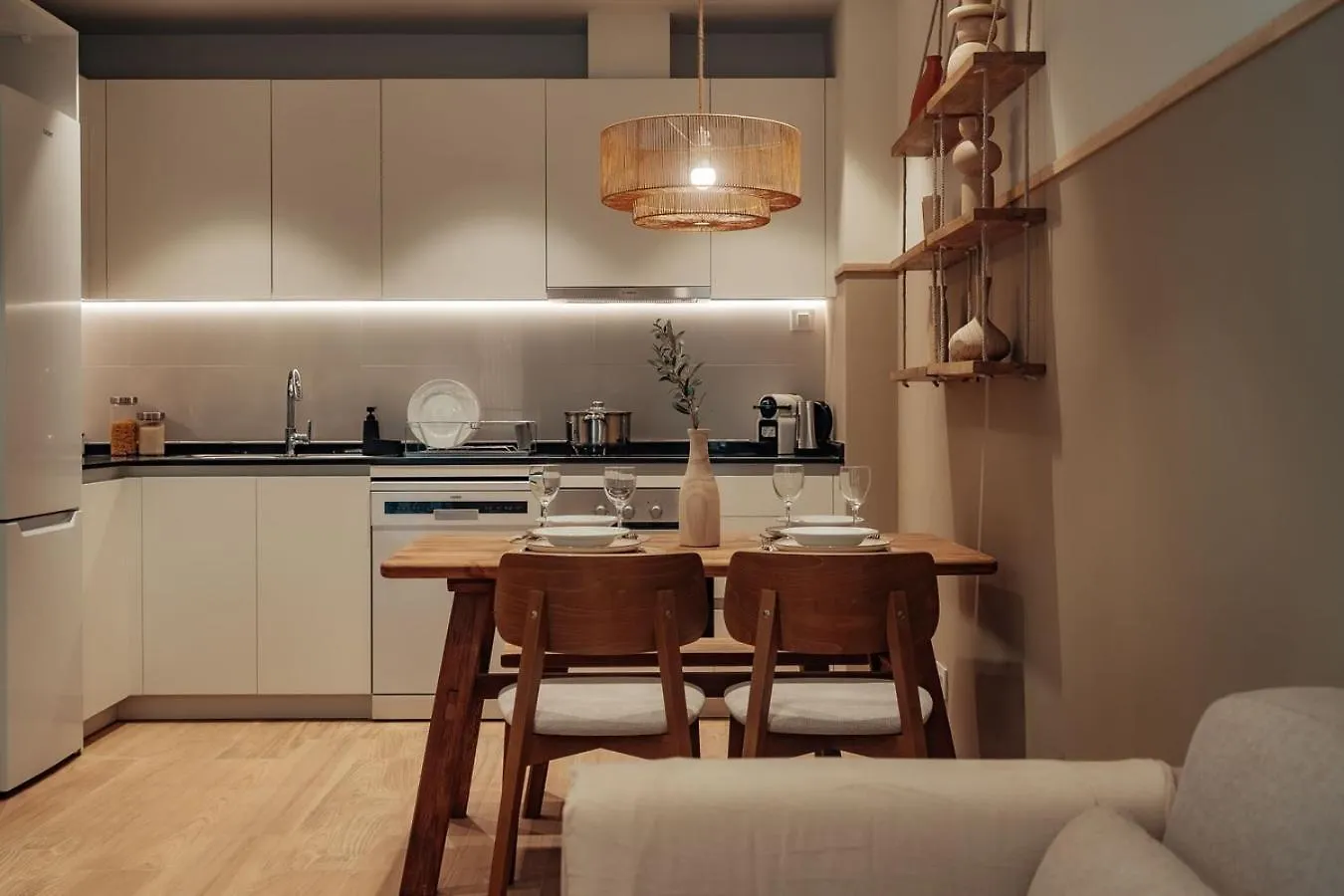 Casa Carlit - 1 Bedroom Apartment Near Plaza Tetuan Barcelona 0*,  Spain