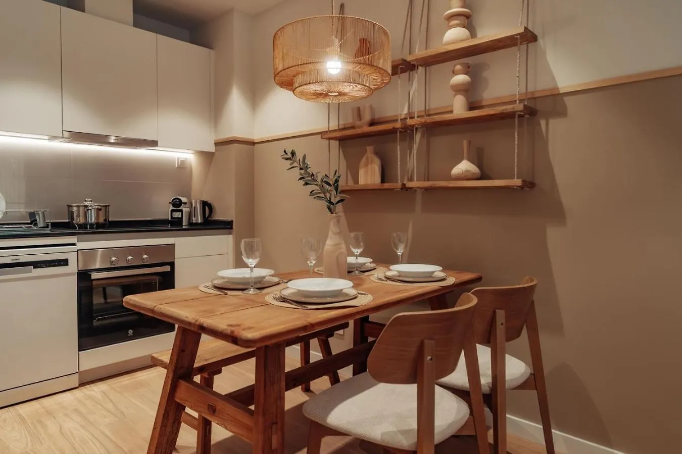 Casa Carlit - 1 Bedroom Apartment Near Plaza Tetuan Barcelona