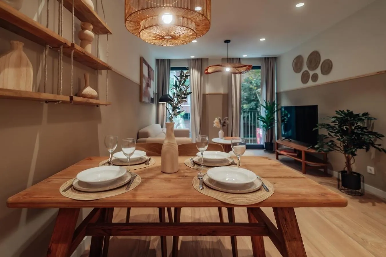 Casa Carlit - 1 Bedroom Apartment Near Plaza Tetuan Barcelona