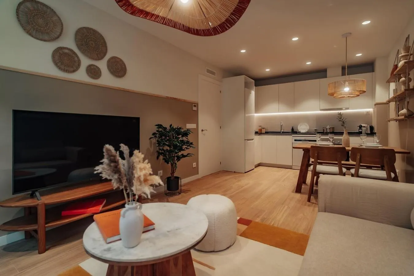 Casa Carlit - 1 Bedroom Apartment Near Plaza Tetuan Barcelona 0*,